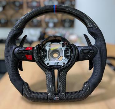 Carbon Lenkrad passend für BMW F01 F02 F07 F13 M, neu bezogen mit Carbon oben und unten, Design A704